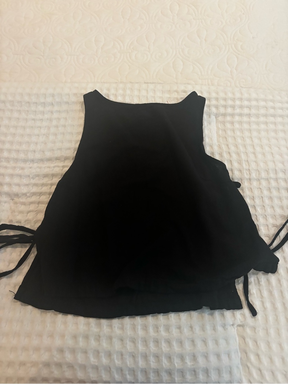 SHEIN Black Tie-Side Square Neck Crop Camisole
